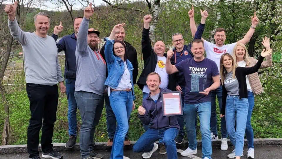 Aigner-Team feiert den KVA Service Award für besten Kundenservice