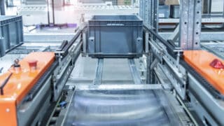 Bildbeschreibung zum Bild Absauganlage in einer Kunststoffproduktionshalle