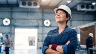 Bildbeschreibung zum Bild Hallenkühlung Industrie Produktionshalle mit adiabater Kühlung