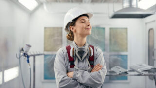 Absaugung beim Lackieren: Farbnebel und Lösemitteldämpfe sicher erfassen