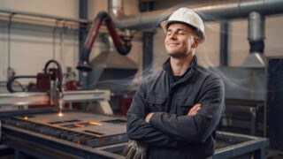 Bildbeschreibung zum Bild Absauganlage für industrielle Schneid- und Trennprozesse